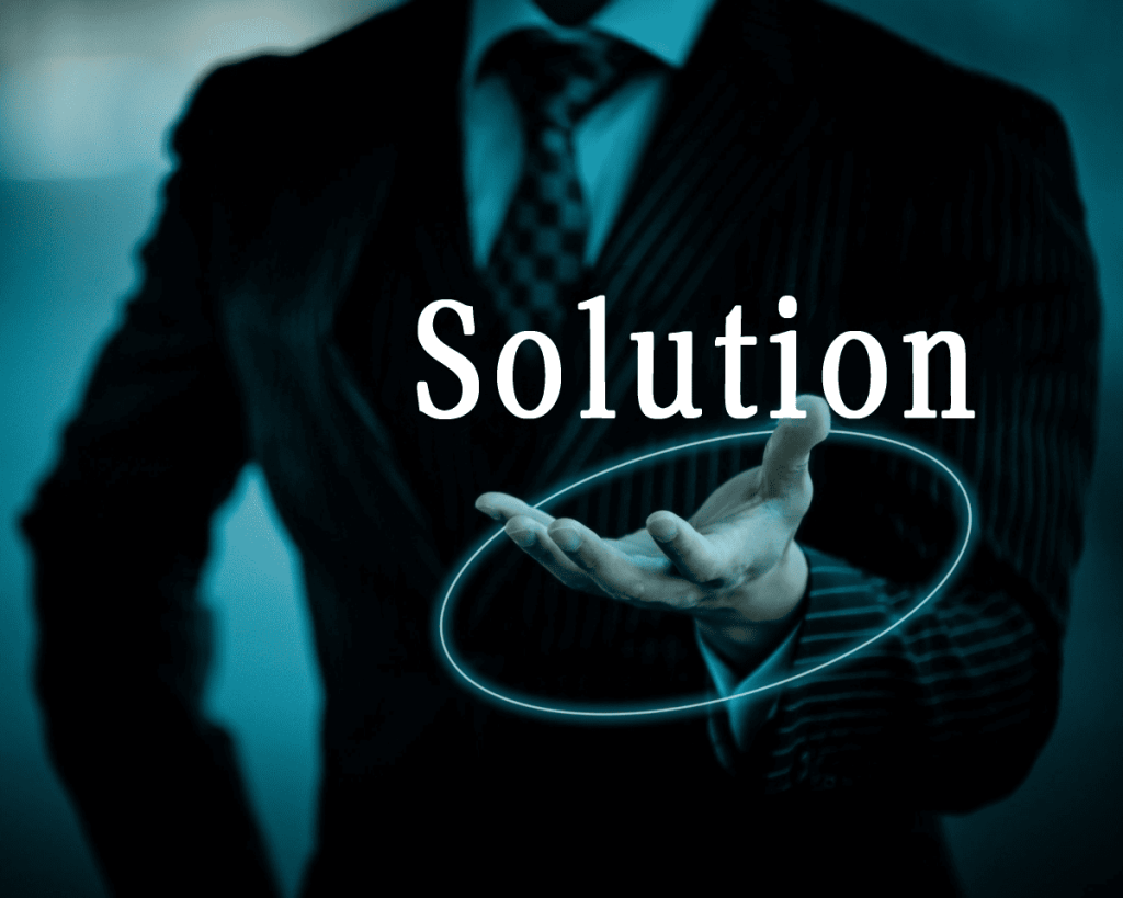 手の平の上に「Solution」の文字